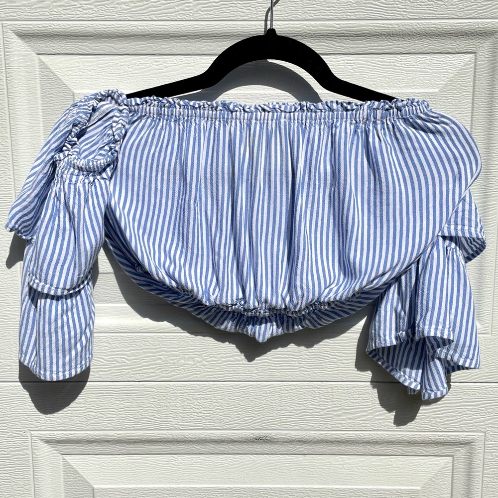 COTTON CANDY size SMALL Off-the-shoulder crop top blouse blue and white stripe